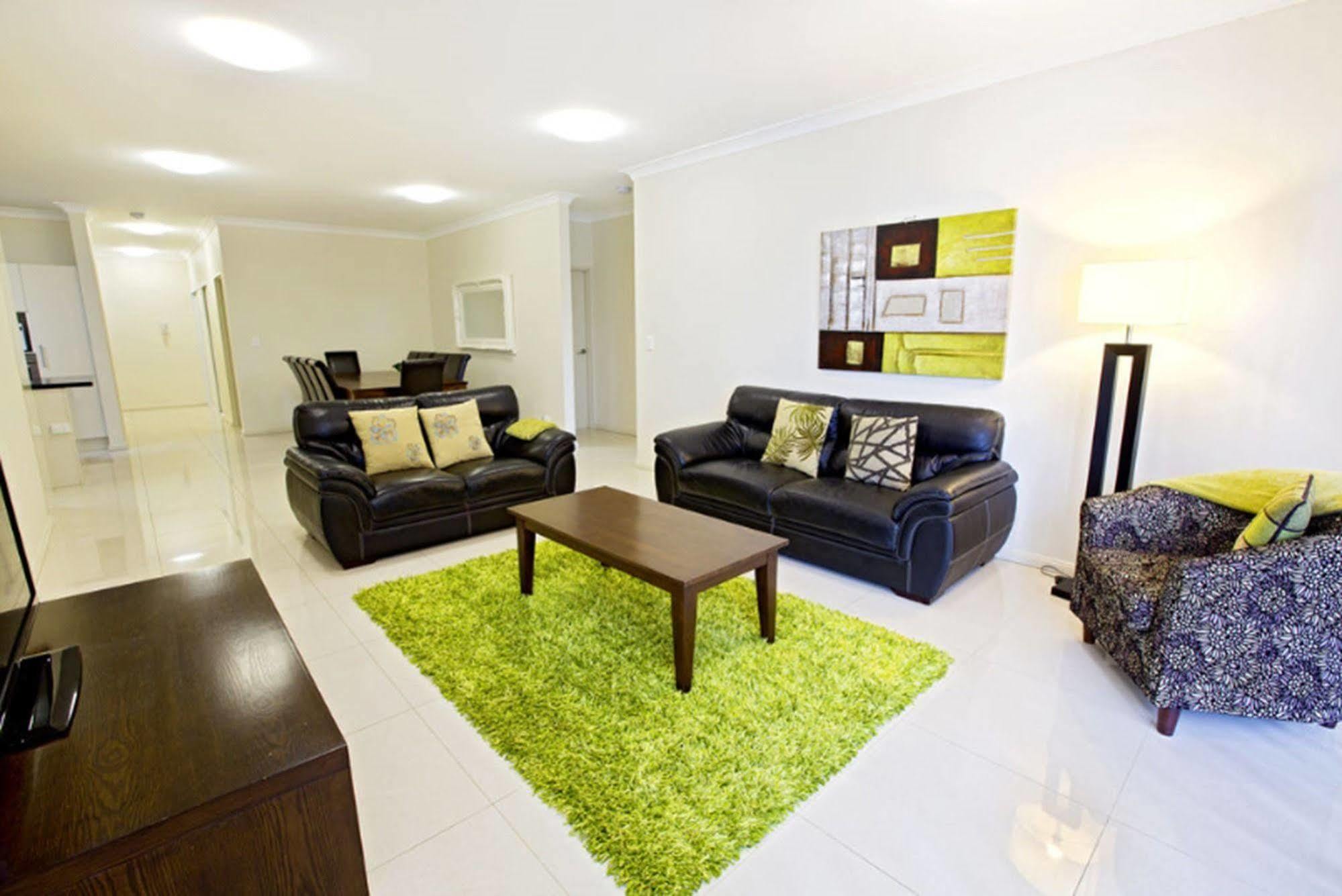 Astina Serviced Apartments - Central Пенрит Екстериор снимка